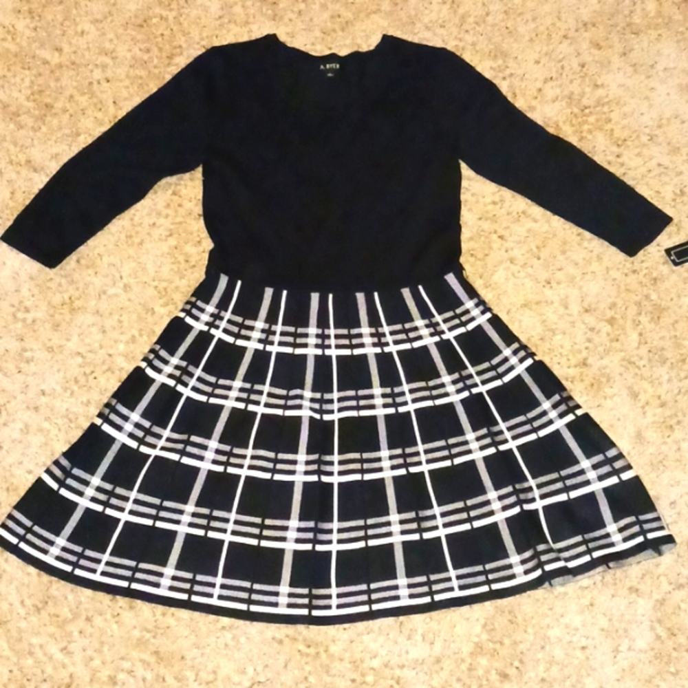 A. BYER Dress